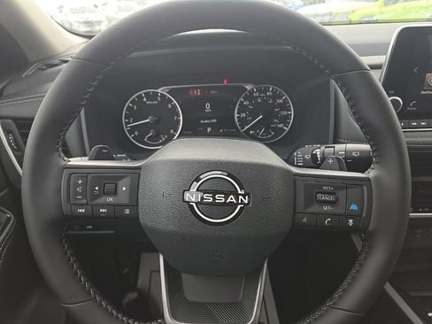 New 2026 Nissan Rogue SV image 9