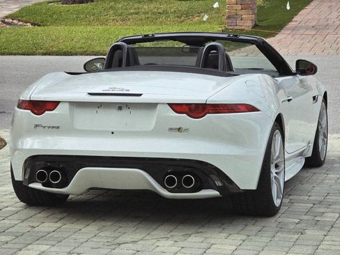 Used 2016 Jaguar F-TYPE R image 43