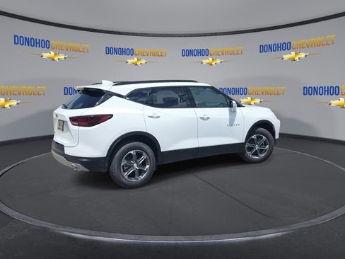 New 2026 Chevrolet Blazer LT FWD image 12