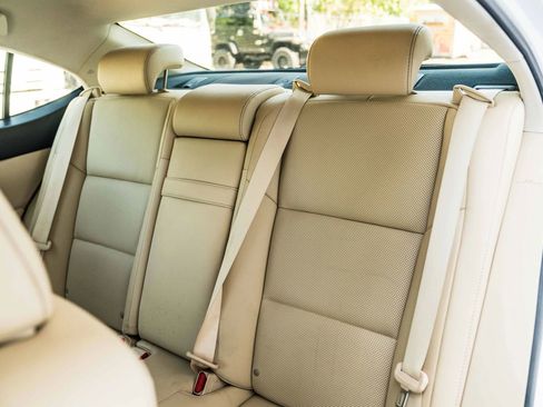 Used 2014 Lexus ES 350 w/ Premium Package FWD image 21