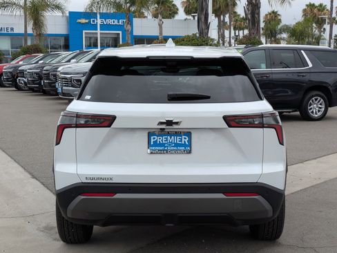 New 2026 Chevrolet Equinox LT w/ Safety and Technology Package image 4