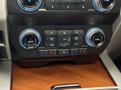 Used 2020 Ford F250 King Ranch w/ King Ranch Ultimate Package image 24