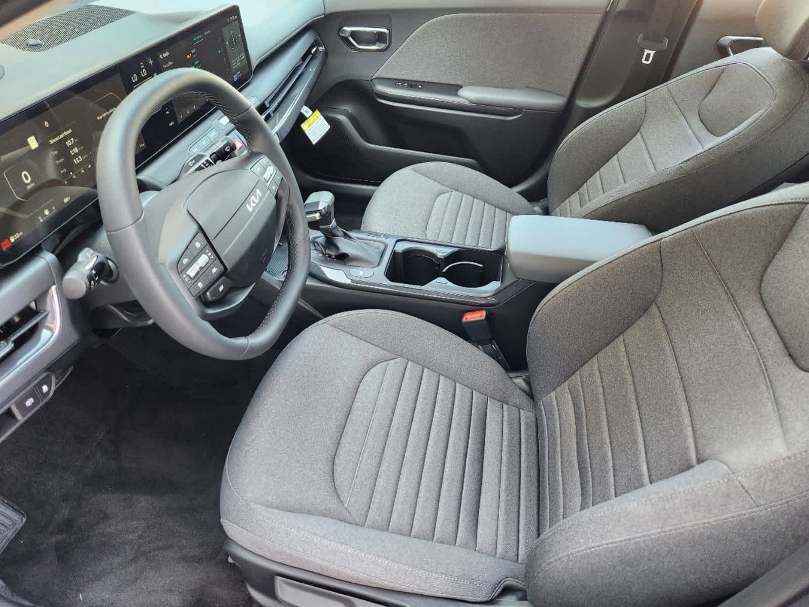 Certified 2025 Kia K4 EX FWD image 9