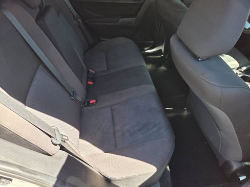 Used 2019 Toyota Corolla LE FWD image 13