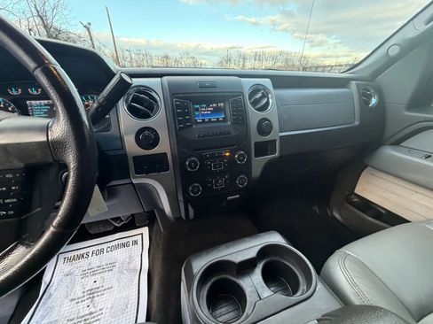 Used 2014 Ford F150 XLT w/ Equipment Group 302A Luxury image 19