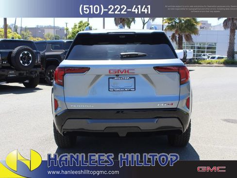 New 2026 GMC Terrain AT4 w/ Technology Package II AWD/4WD image 8
