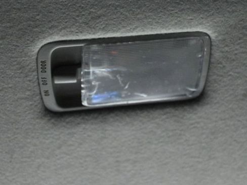 Used 2023 Nissan Kicks SR w/ Exterior Package image 17