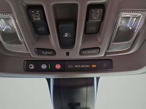 Used 2021 GMC Sierra 1500 Denali w/ Denali Ultimate Package image 43