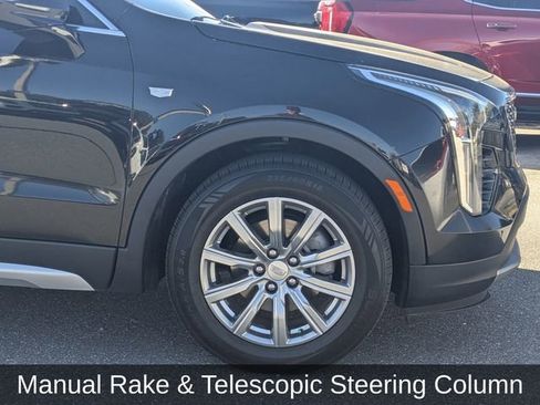 Used 2021 Cadillac XT4 Premium Luxury AWD/4WD image 13