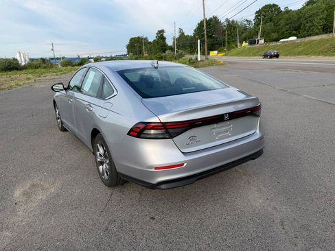 Used 2024 Honda Accord EX image 7