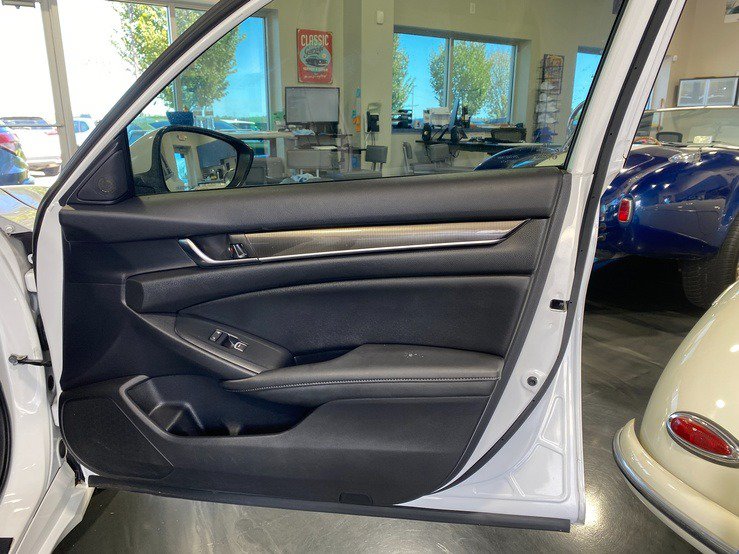 Used 2020 Honda Accord Sport image 19
