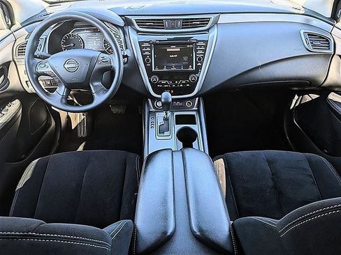 Used 2023 Nissan Murano S AWD/4WD image 9