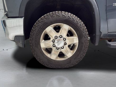 Used 2020 Chevrolet Silverado 3500 LTZ w/ LTZ Premium Package AWD/4WD image 29
