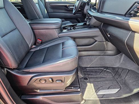 Used 2025 Chevrolet Tahoe RST w/ Comfort Package image 44