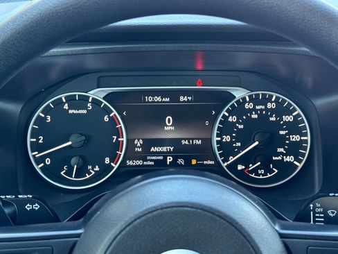 Used 2024 Nissan Rogue S FWD image 28