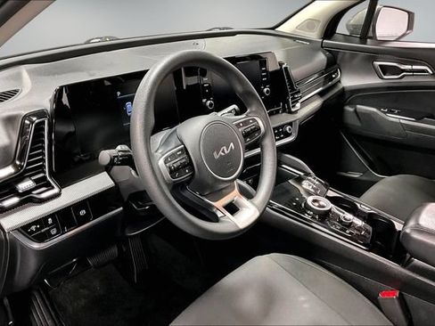 Used 2023 Kia Sportage LX AWD/4WD image 16