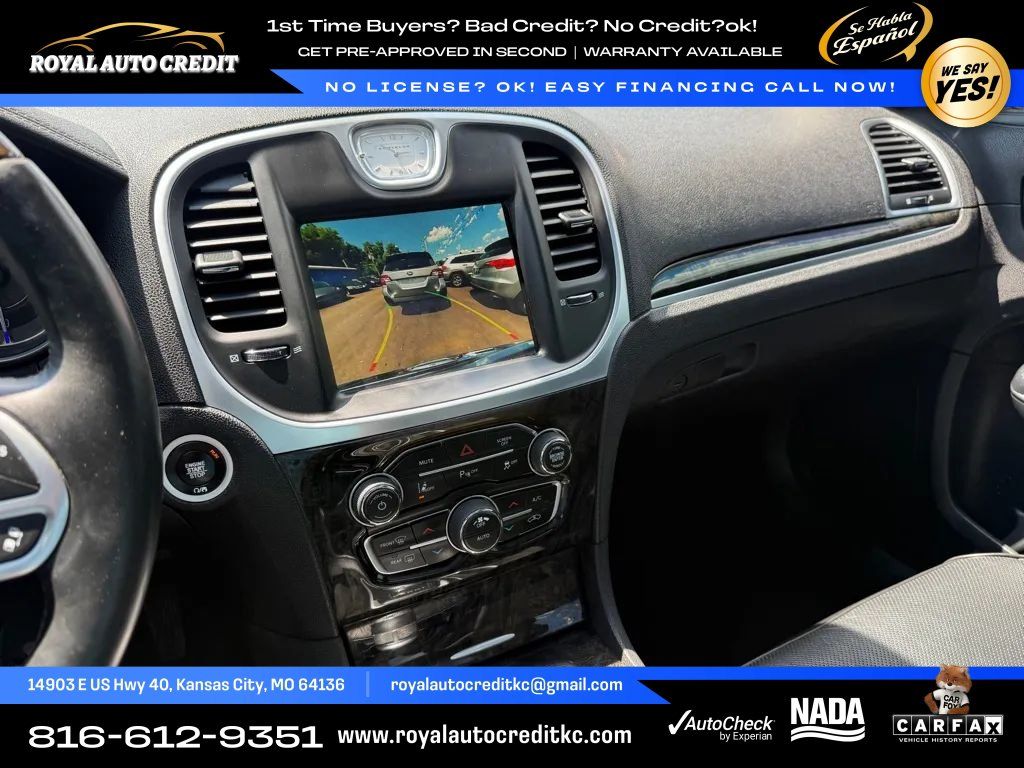 Used 2017 Chrysler 300 C w/ Safetytec Plus Group AWD/4WD image 13