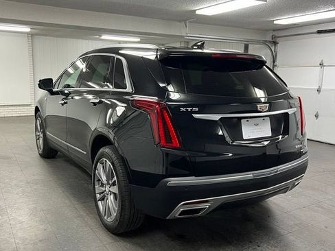Certified 2024 Cadillac XT5 Premium Luxury FWD image 3