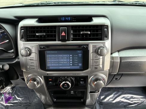 Used 2019 Toyota 4Runner SR5 AWD/4WD image 21