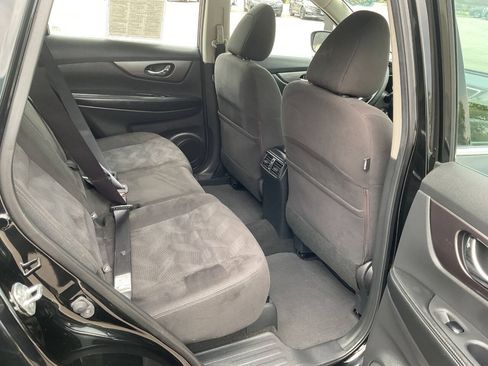 Used 2015 Nissan Rogue S AWD/4WD image 31
