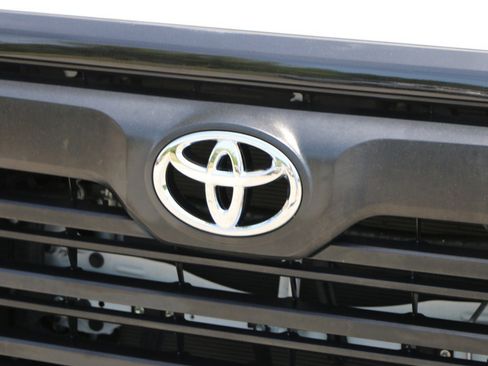 Used 2025 Toyota Tundra SR w/ SR Tow Package AWD/4WD image 11