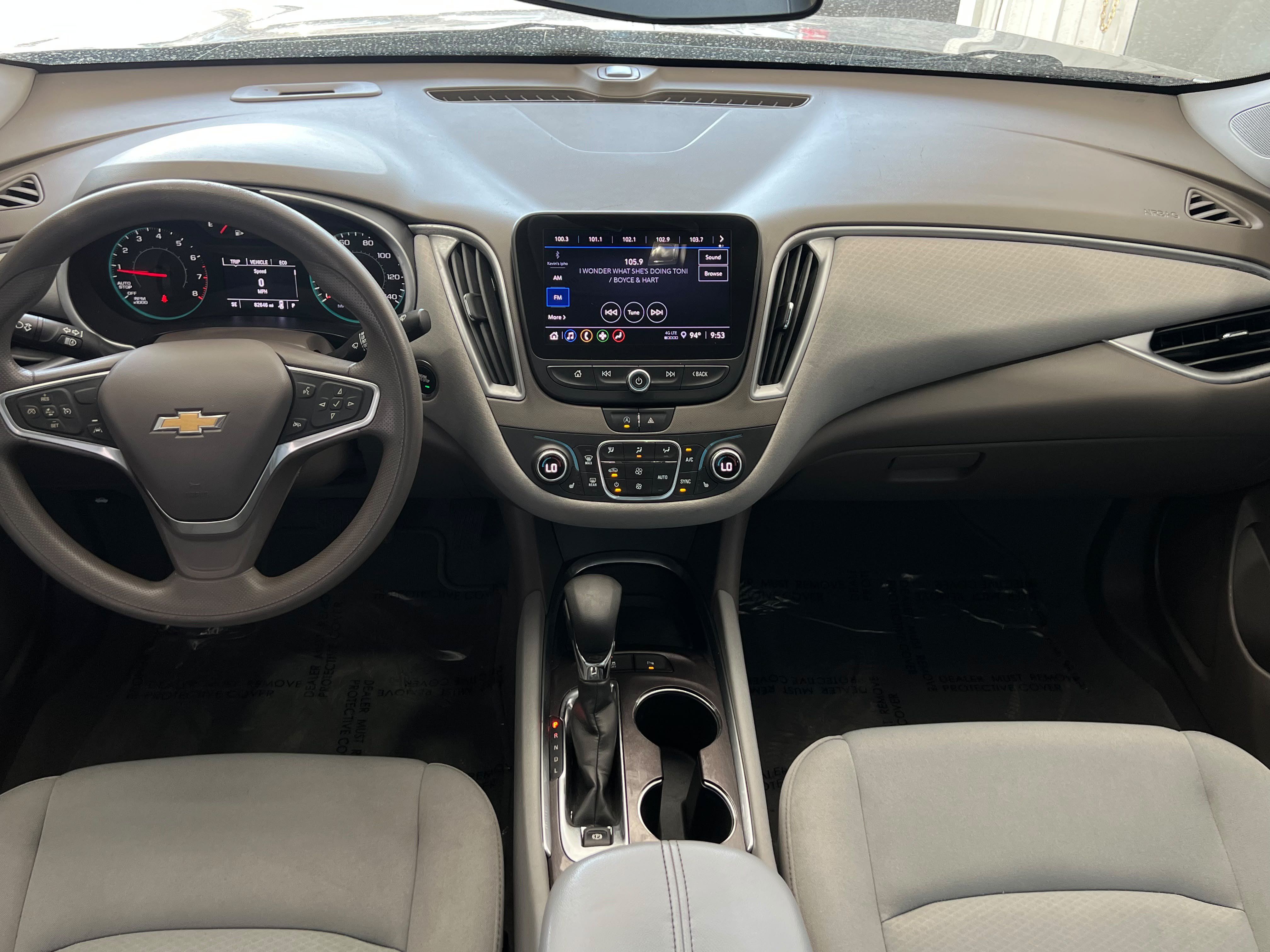 Used 2022 Chevrolet Malibu LT FWD image 18