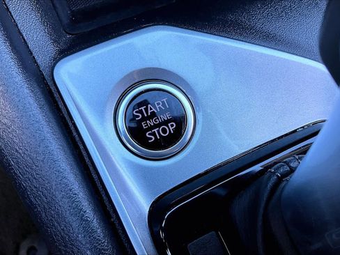 Used 2025 Nissan Altima 2.5 SV image 35