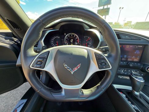 Used 2016 Chevrolet Corvette Stingray Coupe w/ 2LT Preferred Equipment Group image 21
