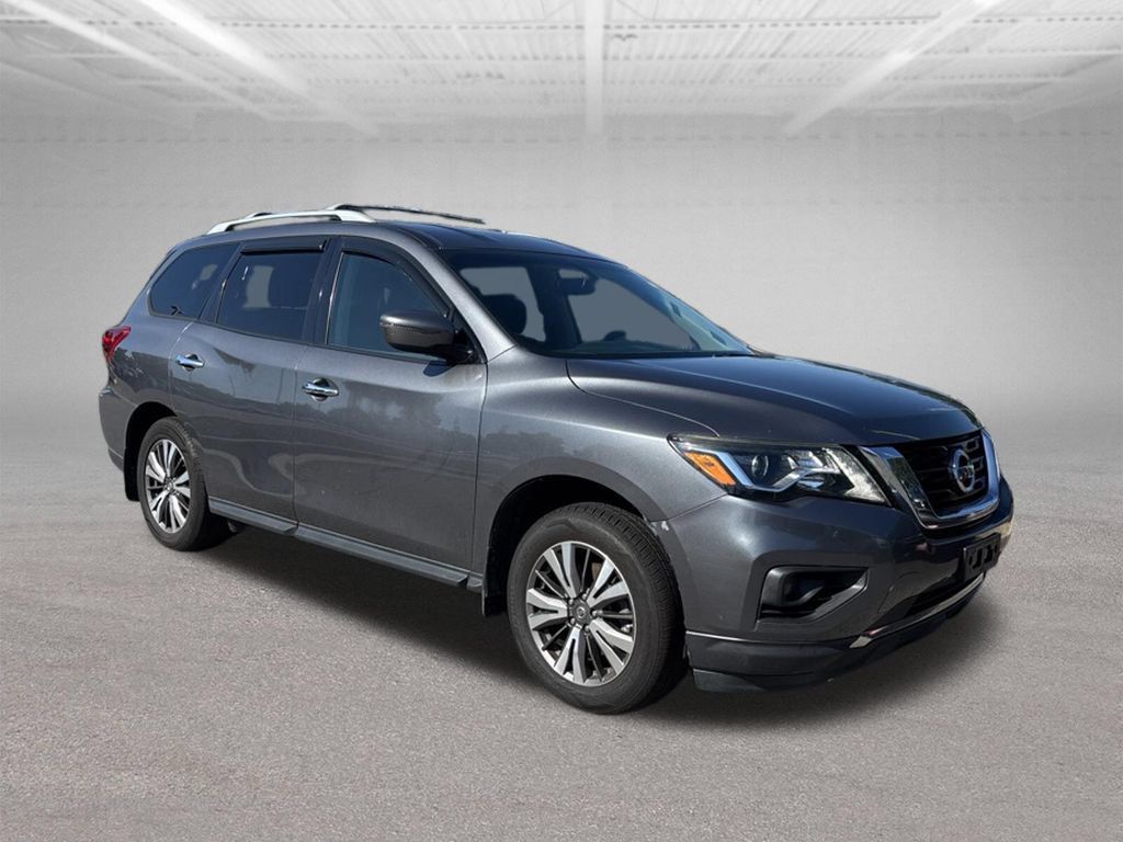Used 2017 Nissan Pathfinder SV AWD/4WD image 2