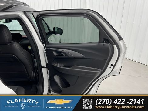 New 2026 Chevrolet TrailBlazer RS w/ Convenience Package FWD image 12