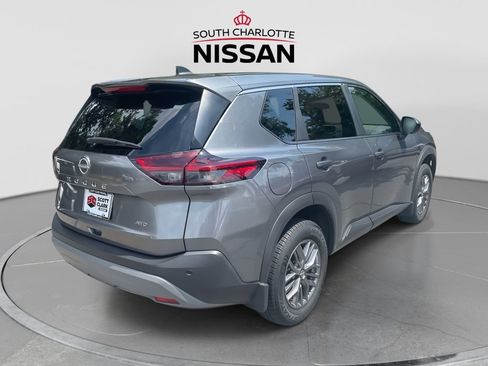 Used 2023 Nissan Rogue S AWD/4WD image 6