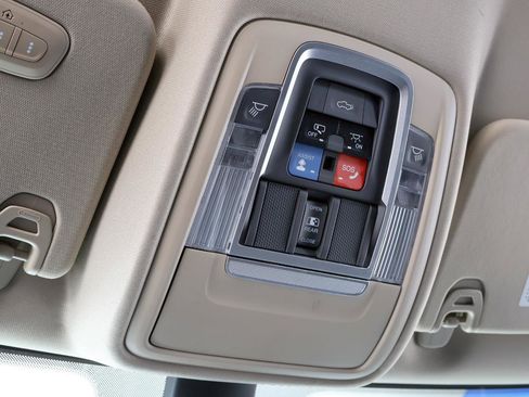 Used 2019 RAM 1500 Laramie AWD/4WD image 54