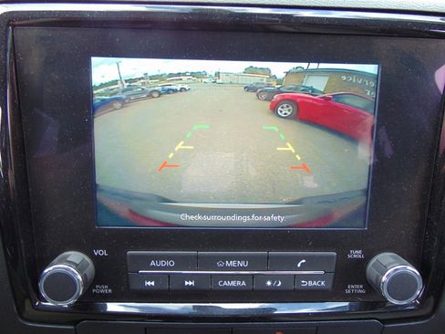 Used 2022 Nissan Frontier SV image 29