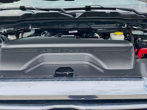 Used 2022 RAM 2500 Laramie AWD/4WD image 29