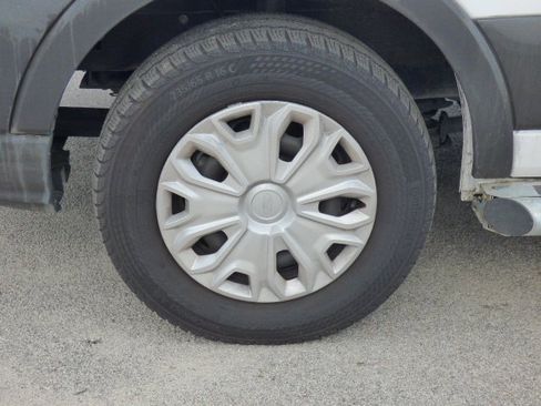 Used 2024 Ford Transit 250 Low Roof w/ Exterior Upgrade Package image 9