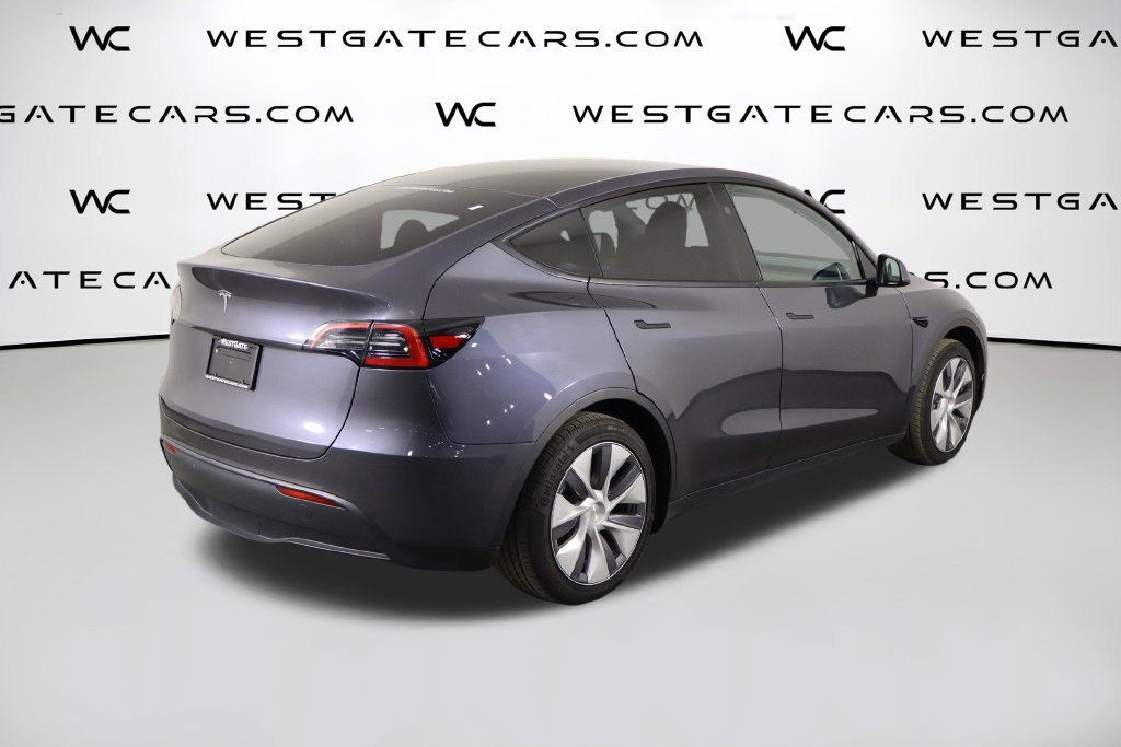 Used 2023 Tesla Model Y 2WD image 51