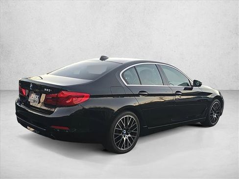 Used 2019 BMW 530i xDrive w/ Convenience Package image 5