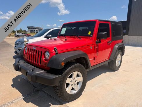 Used 2010 Jeep Wrangler Rubicon w/ PWR Convenience Group AWD/4WD image 1