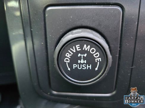 Used 2022 Ford F150 Lariat w/ Equipment Group 502A High image 39