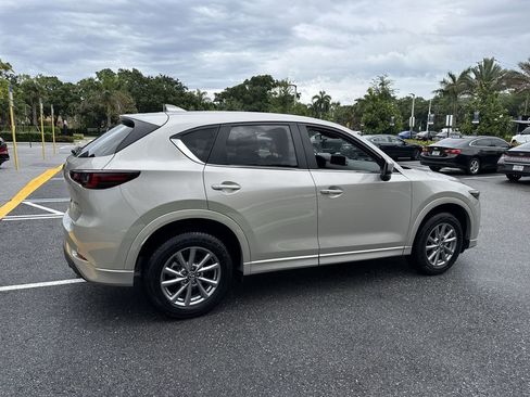 Certified 2025 MAZDA CX-5 AWD 2.5 S w/ Select Package image 4