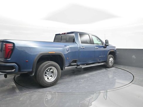 New 2026 GMC Sierra 3500 Denali w/ Denali Reserve Package image 8