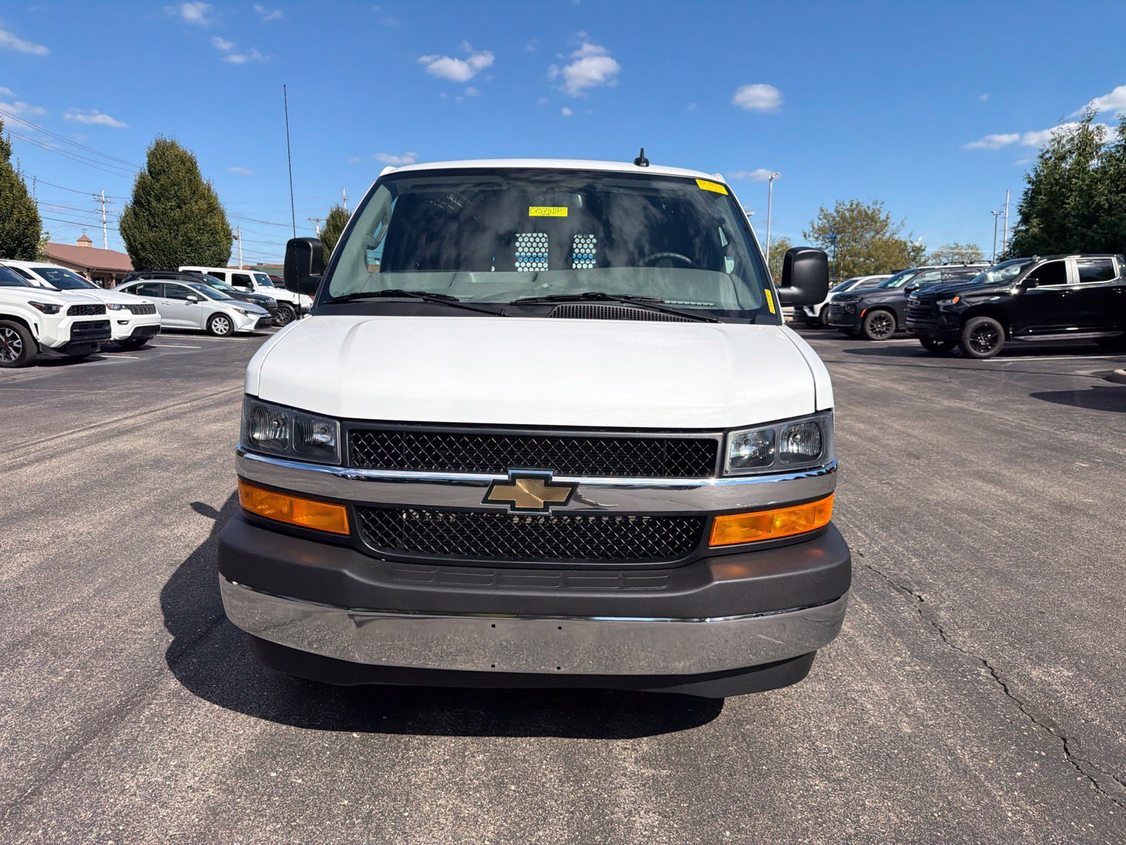 Used 2025 Chevrolet Express 2500 w/ Driver Convenience Package RWD image 8