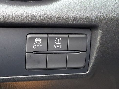 Used 2017 FIAT 124 Spider Classica image 24