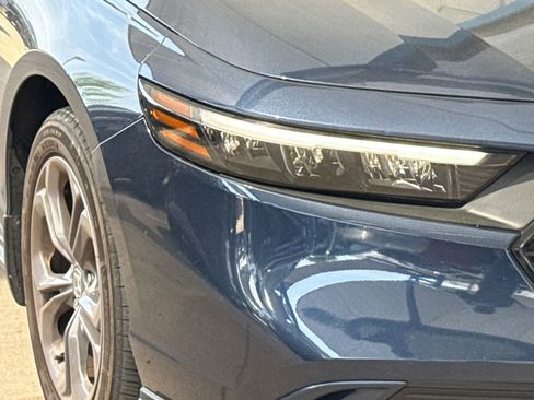 Used 2023 Honda Accord EX image 5