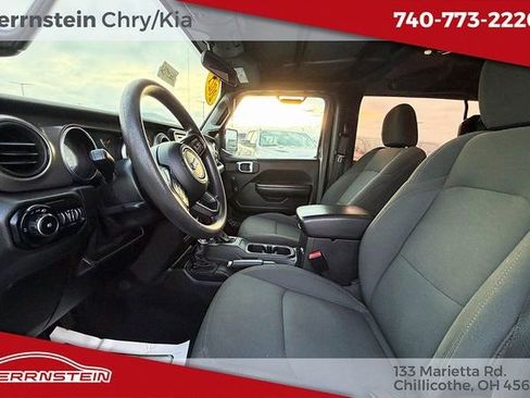 Used 2021 Jeep Wrangler Sport image 12
