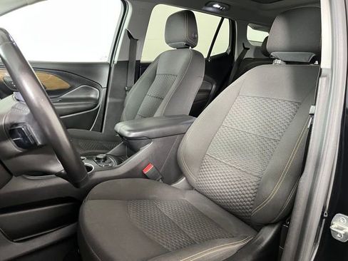 Used 2021 GMC Terrain SLE w/ Driver Convenience Package image 17