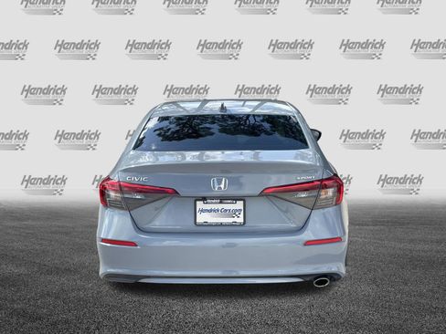 Used 2022 Honda Civic Sport image 9