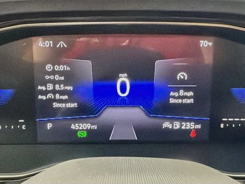 Certified 2023 Volkswagen Jetta SE w/ Panoramic Sunroof Package FWD image 12