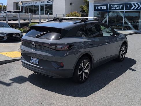 Used 2023 Volkswagen ID.4 Pro S AWD/4WD image 6