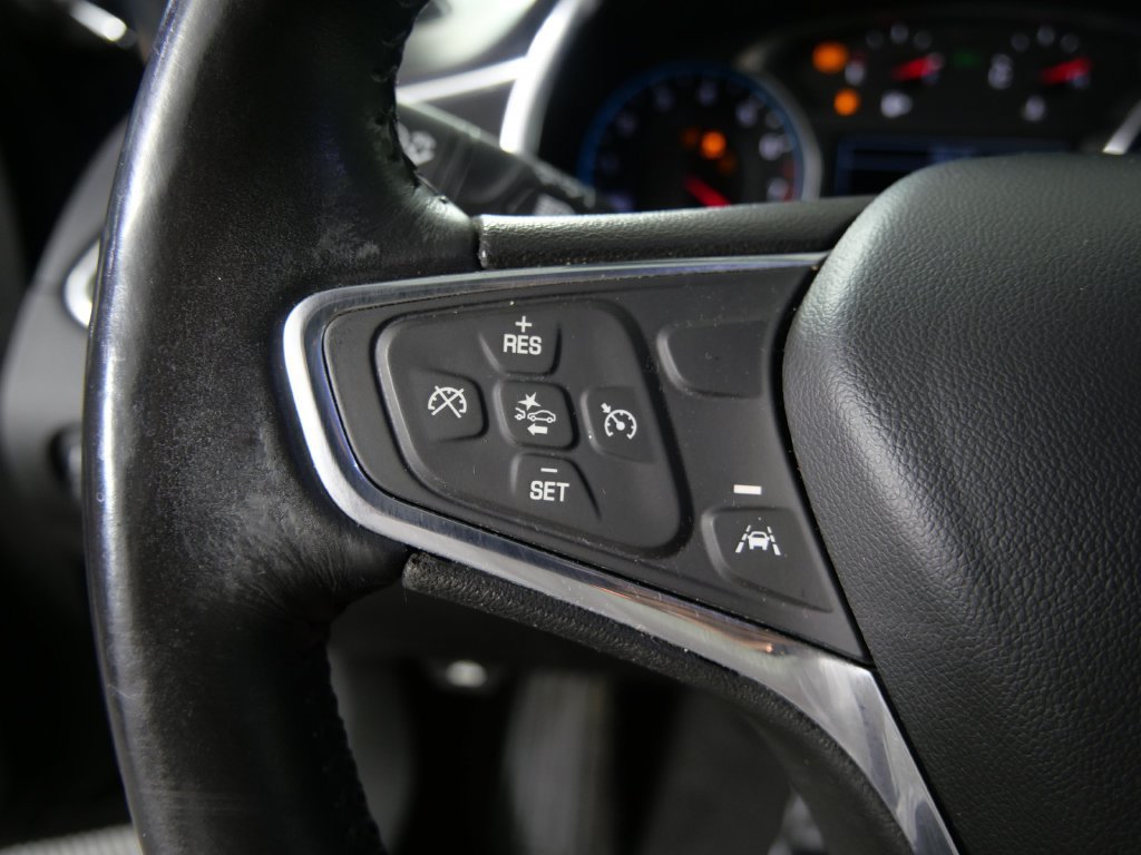 Used 2016 Chevrolet Malibu LT w/ Driver Confidence Package FWD image 24